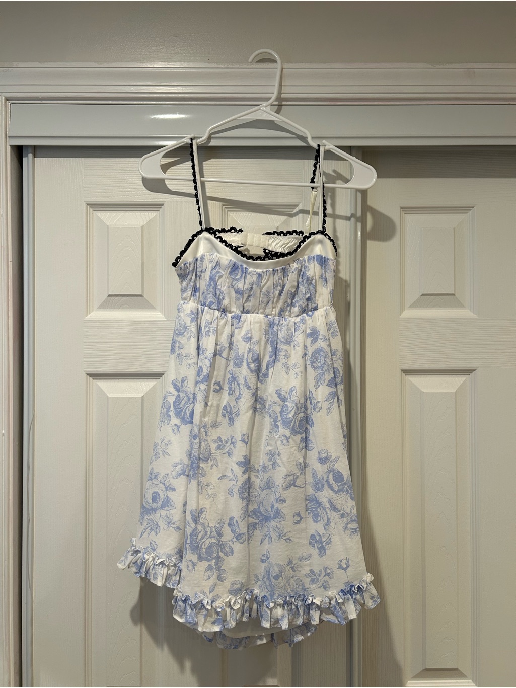 Girls White And Light Blue Floral Babydoll With Black Lace Trim